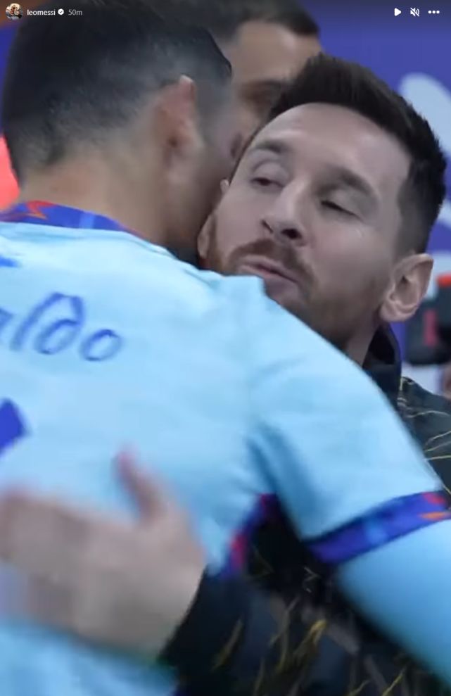 2026年世界杯小组抽签仪式，日本队10号竟如此反应，深夜点击量超百万（2026世界杯分组抽签，日本队10号罕见反应引热议，深夜播放量破百万）