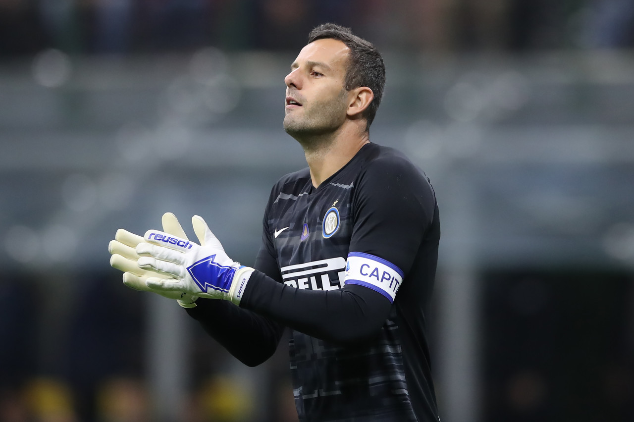 意媒：罗马看上科隆前锋马拉和桑坦德前锋阿雷瓦洛（意媒：罗马有意引进科隆前锋马拉与桑坦德前锋阿雷瓦洛）