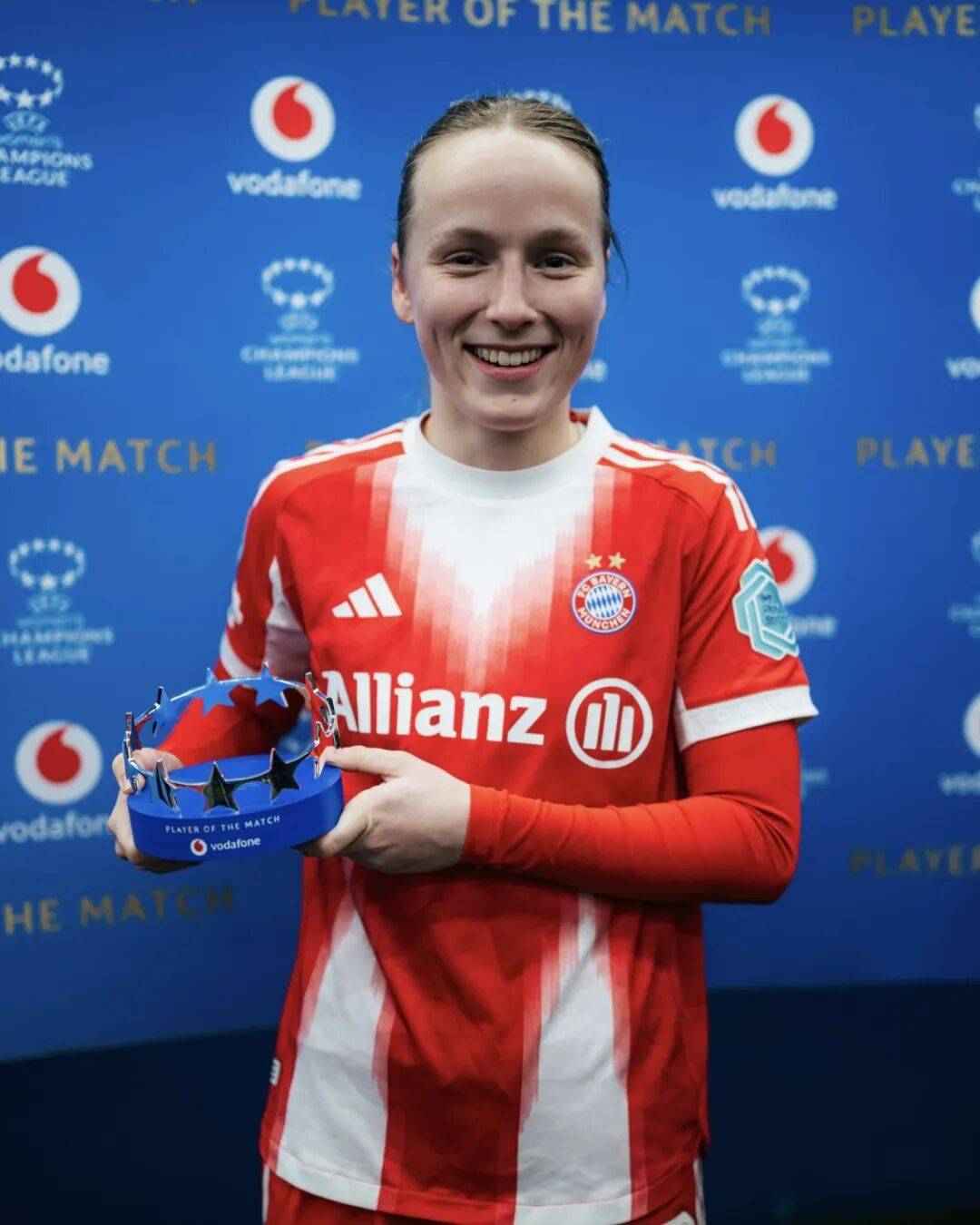 亚泰0比4国安-赛后复盘（国安4-0完胜亚泰：赛后复盘）