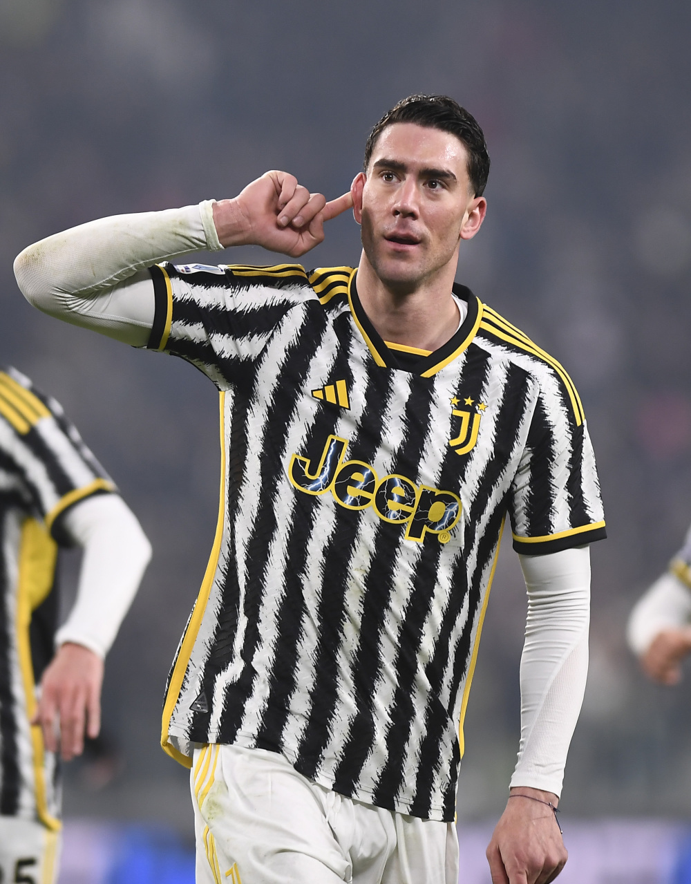 申京31+8+14难救主，杜兰特打铁32分，爵士双星57分率队复仇火箭（申京31+8+14难挽败局，杜兰特低效32分，爵士双核合砍57分复仇火箭）