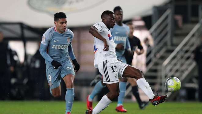 湖人队进步最大的拦路虎正式曝光，他不是别人，正是41岁的詹姆斯（湖人队提升之路最大障碍曝光：竟是41岁的詹姆斯）