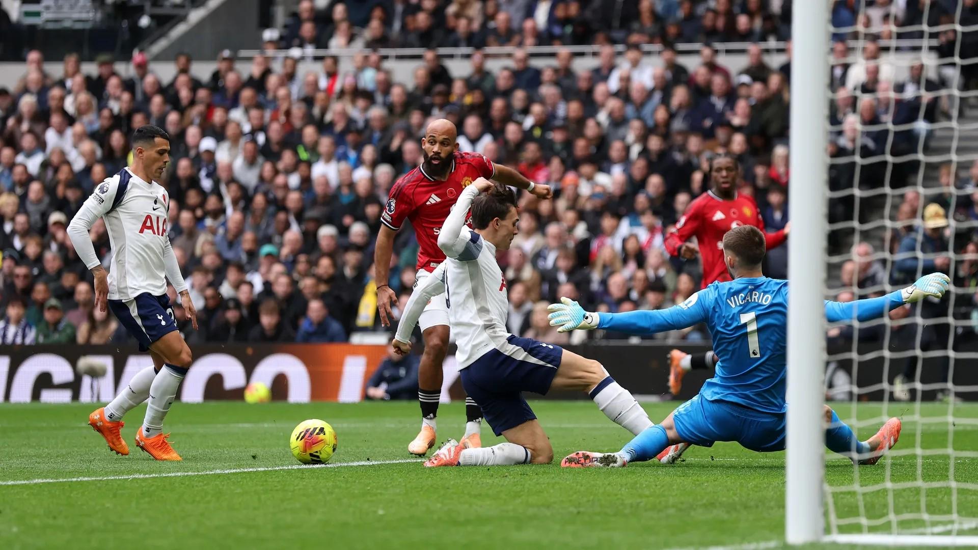 卡什：夏窗我收到好几份报价，但我就想留在维拉，我喜欢这里（卡什：夏窗收到多份报价仍选择留在维拉，我很喜欢这里）