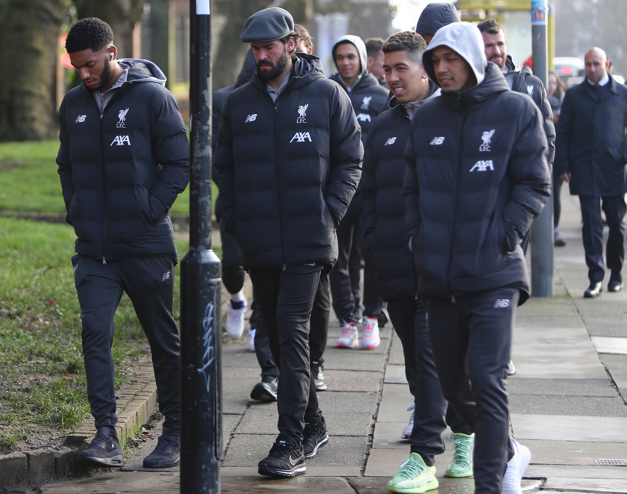 记者：全运会新疆U20与浙江U20的抽签仍在等待安排中（记者：全运会新疆U20与浙江U20抽签安排尚未确定）